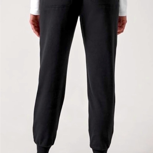 Athleta Apres Ski Down Jogger NWT - Picture 3 of 9